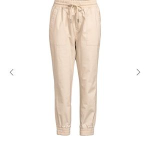 Varley- Miles Jogger. Price is for one pair. Available in Black and Cream.